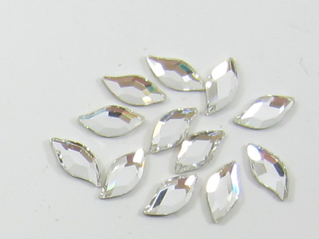 12 pcs. DIAMOND LEAF 10x5mm CRYSTAL FLATBACK European Rhinestones